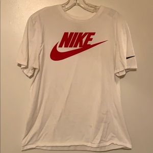 Nike tee shirt